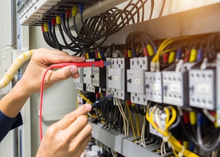 Electricista autorizado en Sevilla